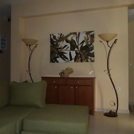 4 Epohes Villa *