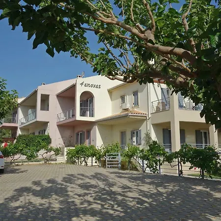 Villa 4 Epohes Vathi